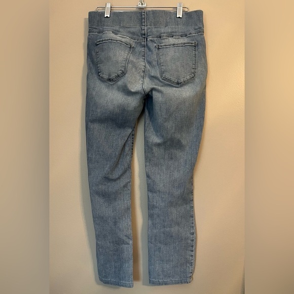 NYDJ Alina Pull On Ankle Jeans Light Wash Size 6 - Picture 4 of 13